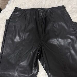 Forever 21 women’s leather Black Pants